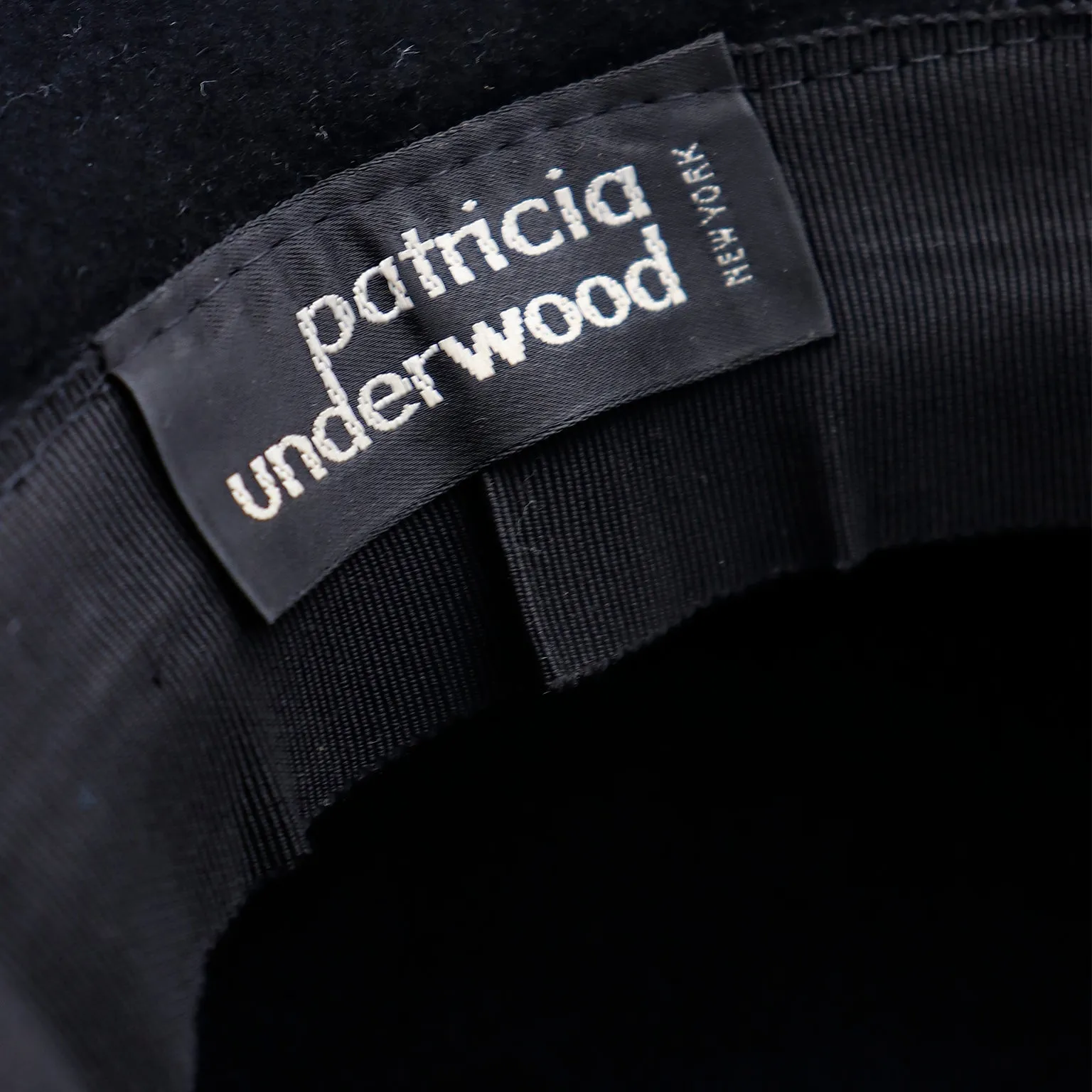 1990s Patricia Underwood Vintage Wool Black Hat w Gold Metallic Trim